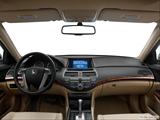  Dashboard, center console, gear shifter view photo