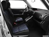  Passenger seat photo