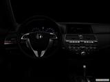  Centered wide dash shot photo