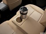  Cup holder prop (quaternary) photo