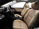  Front seats from Drivers Side photo