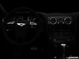  Centered wide dash shot photo