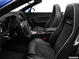  Front seats from Drivers Side photo