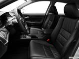  Front seats from Drivers Side photo