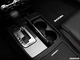  Cup holders photo