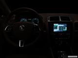  Centered wide dash shot photo