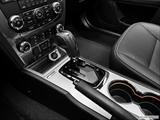 Gear shifter/center console photo