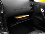  Glove box open photo