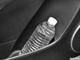  Cup holder prop (tertiary) photo