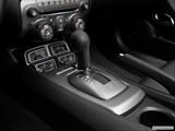  Gear shifter/center console photo