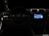  Centered wide dash shot photo