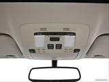 Courtesy lamps/ceiling controls photo