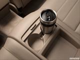  Cup holder prop (quaternary) photo