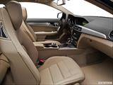  Passenger seat photo