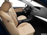 Passenger seat photo