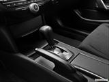  Gear shifter/center console photo