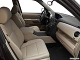  Passenger seat photo