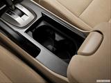  Cup holders photo