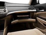  Glove box open photo