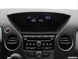  Stereo controls photo