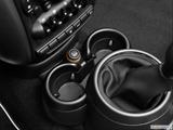  Cup holders photo