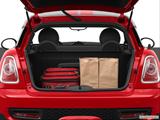  Trunk props photo