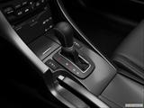  Gear shifter/center console photo