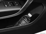  Cup holder prop (tertiary) photo