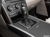  Gear shifter/center console photo