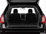  Hatchback & SUV rear angle photo