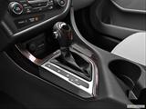  Gear shifter/center console photo