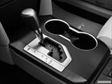  Gear shifter/center console photo