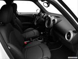  Passenger seat photo