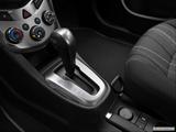  Gear shifter/center console photo