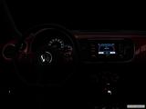  Centered wide dash shot photo
