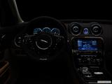  Centered wide dash shot photo