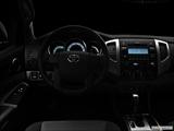  Centered wide dash shot photo