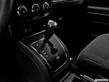  Gear shifter/center console photo