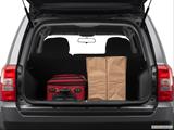  Trunk props photo