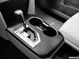  Gear shifter/center console photo