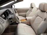  Front seats from Drivers Side photo