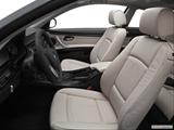  Front seats from Drivers Side photo