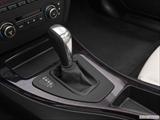  Gear shifter/center console photo