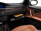  Glove box open photo