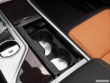  Cup holders photo