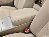  Front center console with closed lid, from driver's side looking down photo