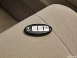  Key fob on driver's seat photo