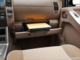  Glove box open photo