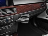  Cup holders photo