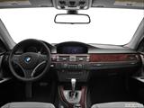  Dashboard, center console, gear shifter view photo